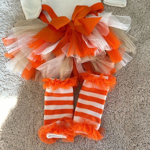 Pumpkin Fall Infant Girls 3 Month Outfit - Picture 3 of 4